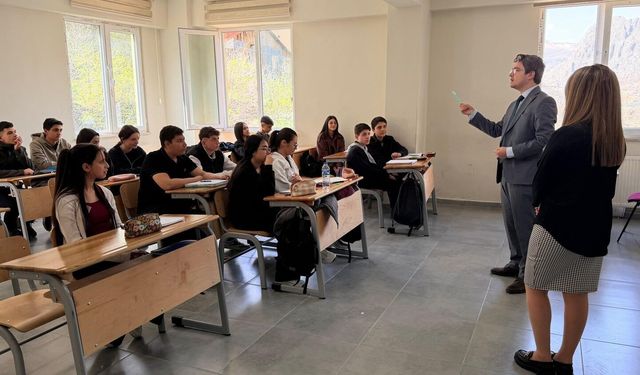 Eğitimde Kaymakam Arıkan'dan destek mesajı