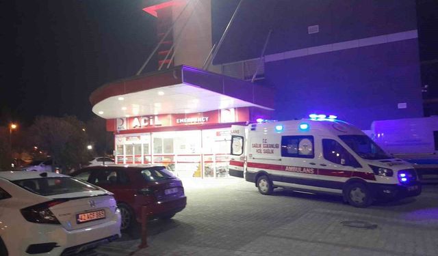 Karapınar'da iki araç çarpıştı: 4 yaralı