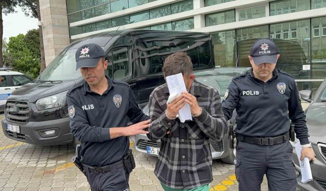 Kavgada bıçakla yaralanan kişi hastaneye kaldırıldı