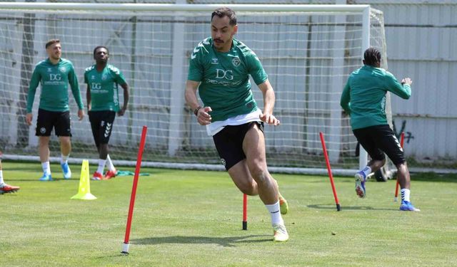 Konyaspor, Çaykur Rizespor maçı için son hazırlıklarını yaptı
