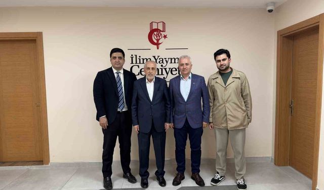 Malatya iş insanları İlim Yayma Cemiyeti'ni ziyaret etti