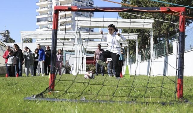Mersin Büyükşehir Belediyesi, özel bireylere engelsiz yaşam alanları sunuyor