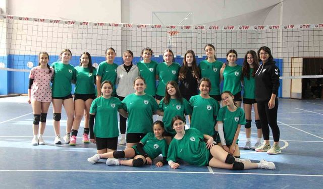 Muğlaspor voleybolda altyapı çalışmalarını genişletiyor