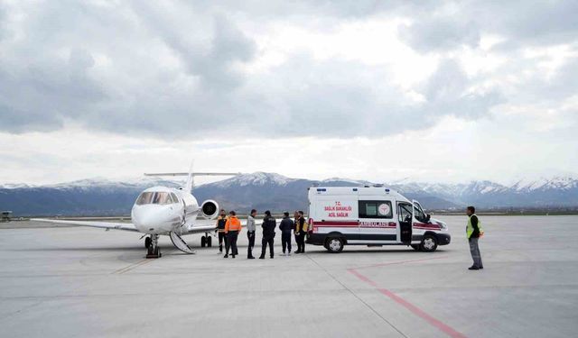 Muş'ta 2 Günlük Bebeğin Tedavisi İçin Harekete Geçildi