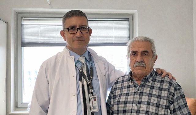 Şah damarındaki darlık için karotis stent uygulaması