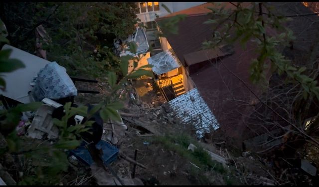 Sarıyer'de Toprak Kayması Nedeniyle 6 Bina Tahliye Edildi: Sakinlerden Belediyeye Tepki