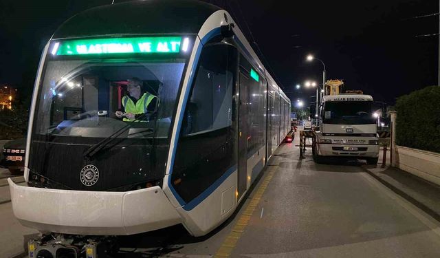 Son yeni tramvay raylara yerleştirildi