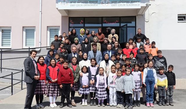 Tercan Kaymakamı Duman'dan okul ziyaretleri