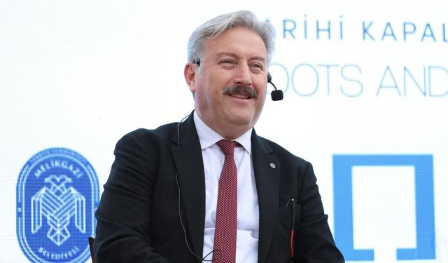 Ticaretin Kökleri ve Geleceği Çalıştayı Gön Han'da başladı