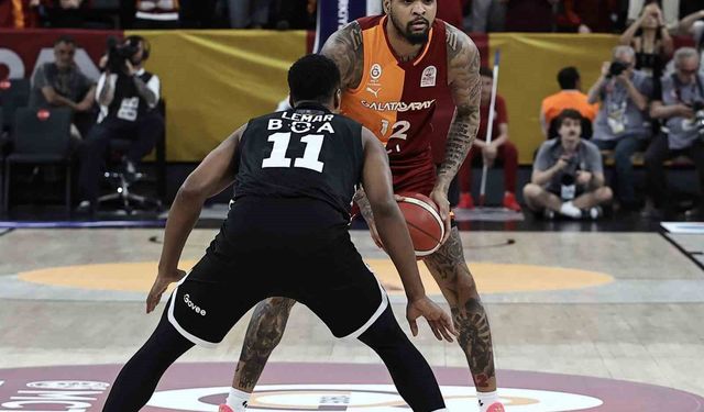 Beşiktaş ve Galatasaray yarı final için mücadele edecek