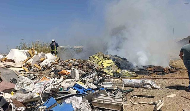 Çöplerin yakılması Manavgat'ta yangına neden oldu