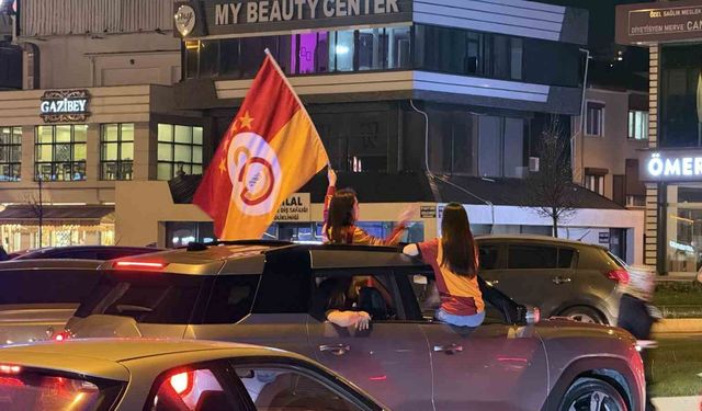 Galatasaray, Sakarya'da şampiyonluk coşkusu yaşattı