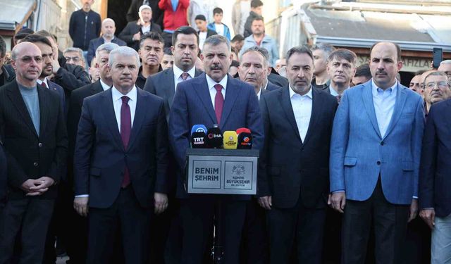 İçişleri Bakanı Çiftçi, bayram namazını Konya Kapu Camisi'nde kıldı