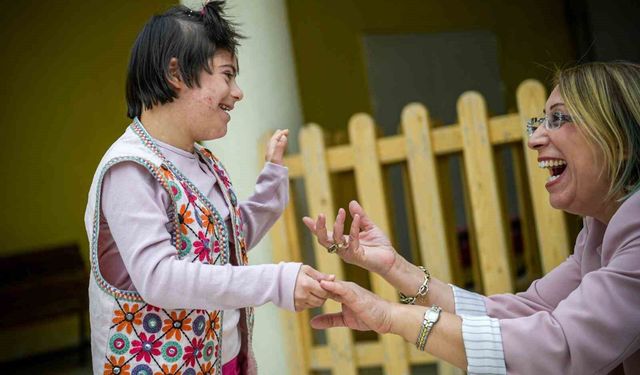 İzmir'de özel çocuk anneleri sevinç içinde