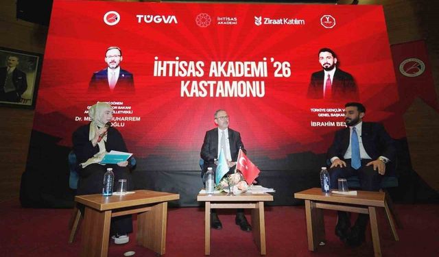 Kasapoğlu: 'Gençlik AK Parti'nin özüdür'
