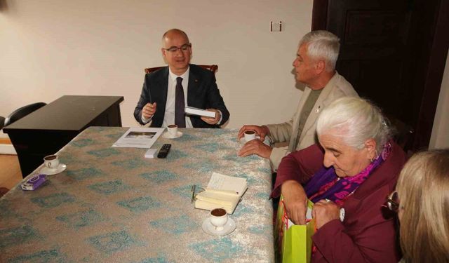 Srebrenitsa Anneleri, Ayvalık Kaymakamı'nı ziyaret etti