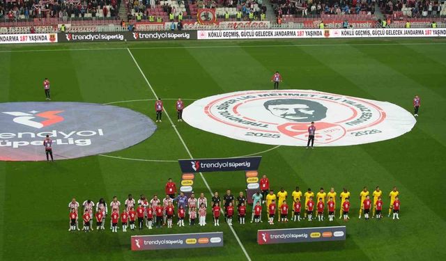 Trendyol Süper Lig: Samsunspor 0 - Göztepe 0 (Maç sürüyor)