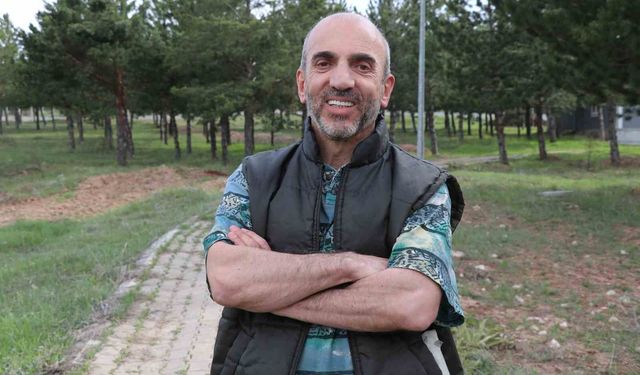 Uzman uyardı: 'İnsanların ayıların doğal alanlarına girmesi karşılaşmaları artırıyor'