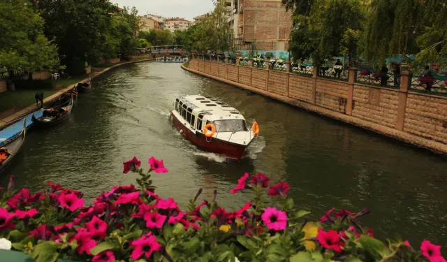 Eskişehir’de bugün hava nasıl olacak? Sıcaklık 32 dereceye çıkıyor