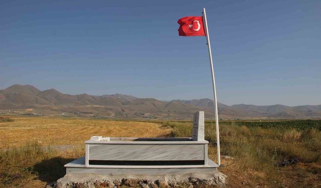 149 Yıl Sonra Yenilenen Garip Mezar