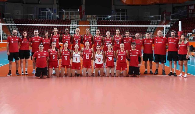 Türkiye-Letonya voleybol maçı bugün! Filenin Sultanları saat kaçta, hangi kanalda? Nasıl İzlenir?