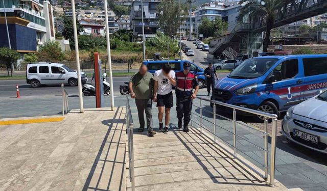 Alanya'da uyuşturucu operasyonu: 2 kişi tutuklandı