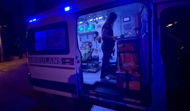 Asansör bir kat aşağıya kaydı, içindeki erkek şahıs korkudan bayıldı