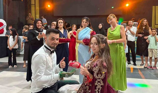 Baklavadan Düğün Pastasına: Julia ve Mustafa'nın Aşk Hikayesi