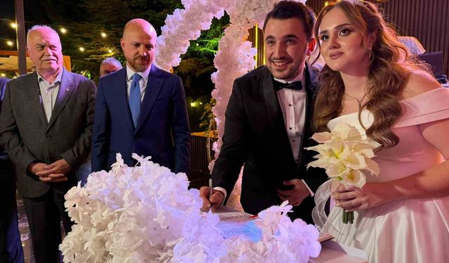 Bilal Erdoğan, düğün şahidi olarak genç çifte çocuk tavsiyesinde bulundu
