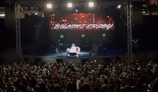 Bülent Ersoy, Kuşadası konserinde seyirciye ağır hakaretler yağdırdı