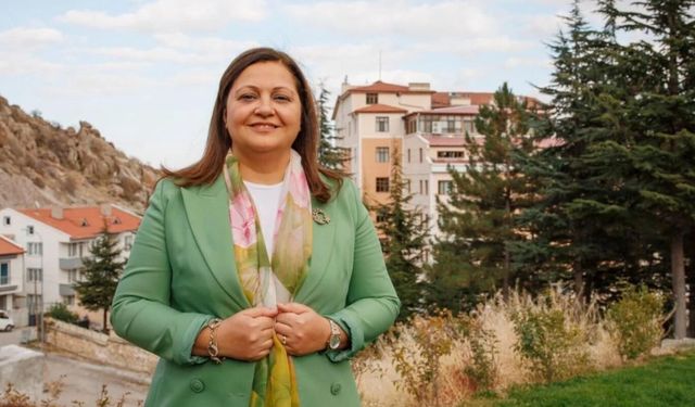 Burcu Köksal kimdir, hangi partili? CHP’den AK Parti’ye uzanan siyasi kariyeri