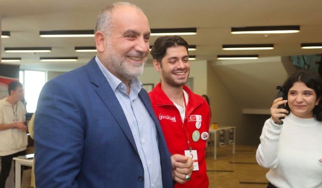 Canik'te KPSS başvuru ücretleri gençlere yatırıldı
