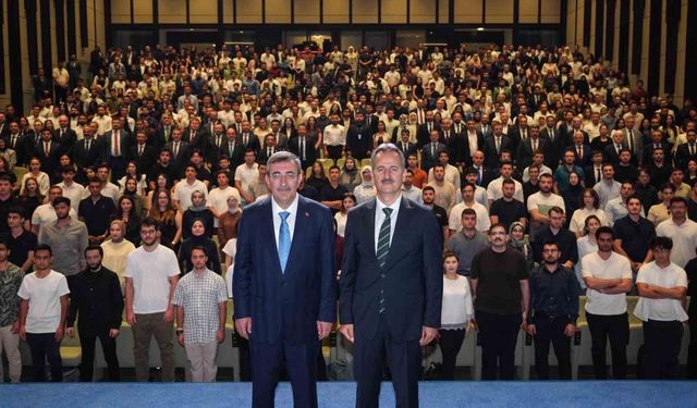 Cumhurbaşkanı Yardımcısı Yılmaz: 'Savunma sanayisinde amacımız en kısa sürede ilk 10 ihracatçı ülke arasına girmek'