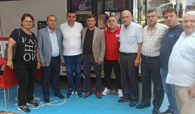Devrekli muhtarlardan Kızılay'a kan bağışı