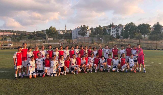 Dostluk Maçında Galip Geldi