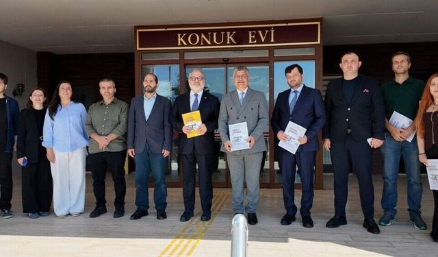 DPÜ'de Medya Etkileri Raporu Üzerine Değerlendirme Toplantısı Yapıldı