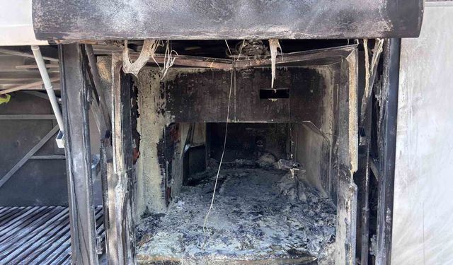 Eskişehir'de yolcu otobüsünde çıkan yangında yolcular son anda kurtarıldı