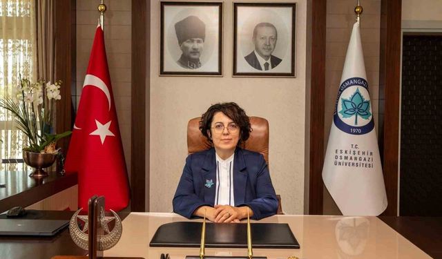 ESOGÜ Rektörü Gümüşsoy'dan 30 Ağustos Zafer Bayramı kutlaması