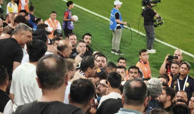 Gençlerbirliği-Fenerbahçe maçında tribünlerde gergin anlar