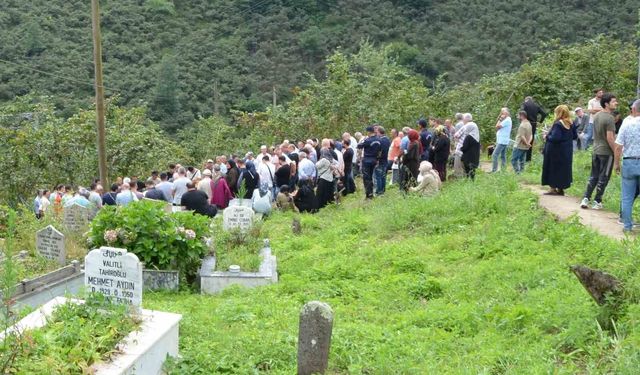 Giresun'da sel felaketinde kaybolan Mehmet Akkaya son yolculuğuna uğurlandı
