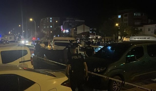 Niğde’de yol kenarındaki otomobilden silah sesleri yükseldi: 1 kadın öldü, 1 kişi ağır yaralandı