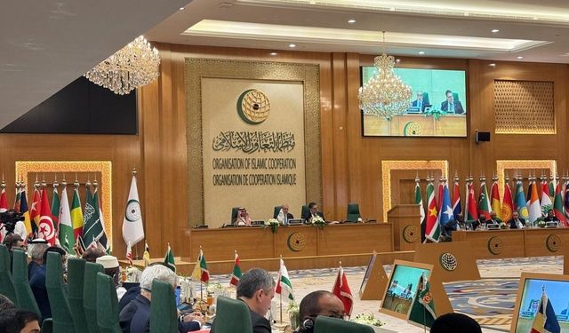 İslam İşbirliği Teşkilatı'nın Yeni Genel Sekreteri Eski Moritanya Dışişleri Bakanı Ahmed