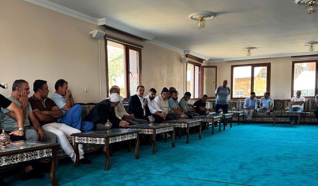 Kaymakam Ahat, Yakupabdal Köyü'nde Halkla Buluştu