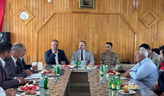 Kaymakam Güvenç, köylerde vatandaşlarla buluştu