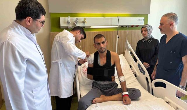 Kıkırdak Hasarı Olan İşçinin Omuzu, Dizden Alınan Doku ile Yeniden Yapılandırıldı