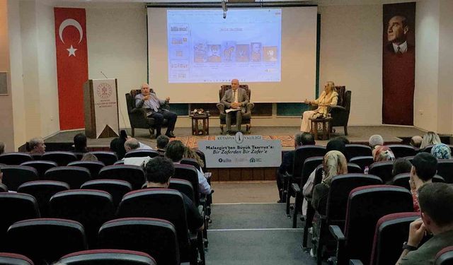 Kütahya'da Zaferden Zafere Konferansı Gerçekleştirildi