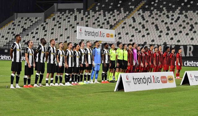 Manisa FK, Vanspor FK'yi 4-1'le Geçti