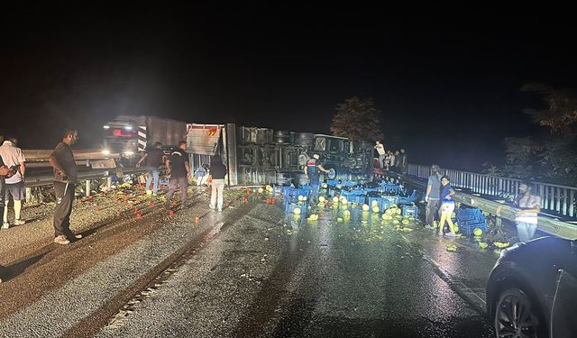 Manisa'da zincirleme kaza: 7 kişi yaralandı