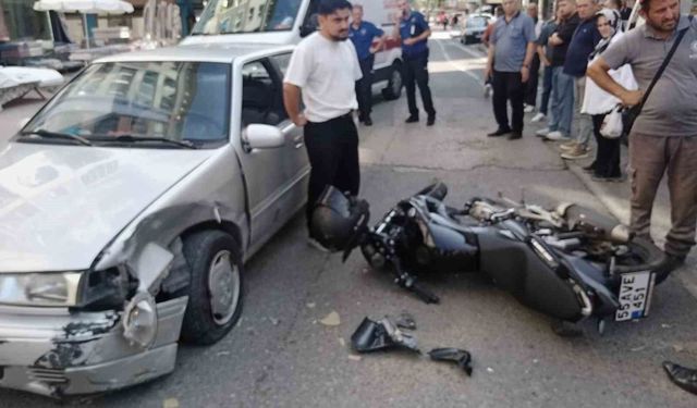 Motosiklet kazasında kask, 17 yaşındaki genci ölümden korudu