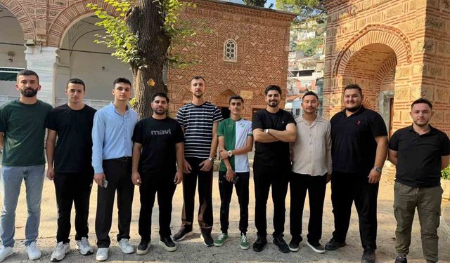 Osmangazi Gençlik Kolları'ndan tarihi mirasa vefa örneği